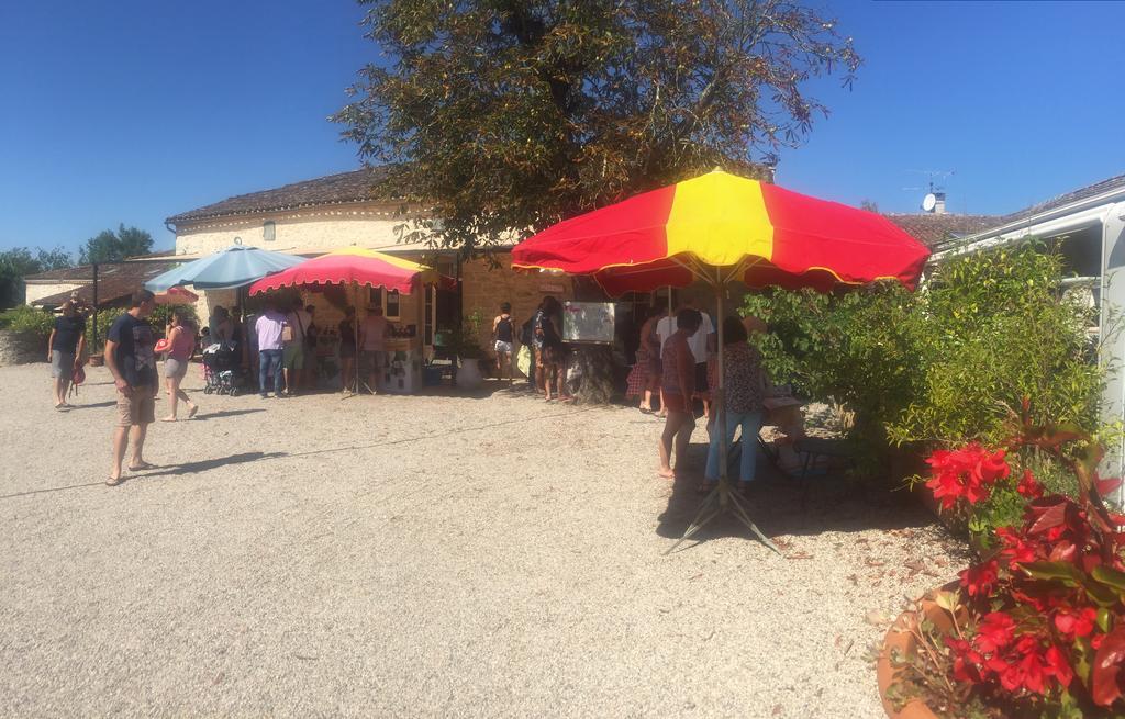 فيلا Castelnaud-de-Gratecambeفي La Ferme Couderc المظهر الخارجي الصورة